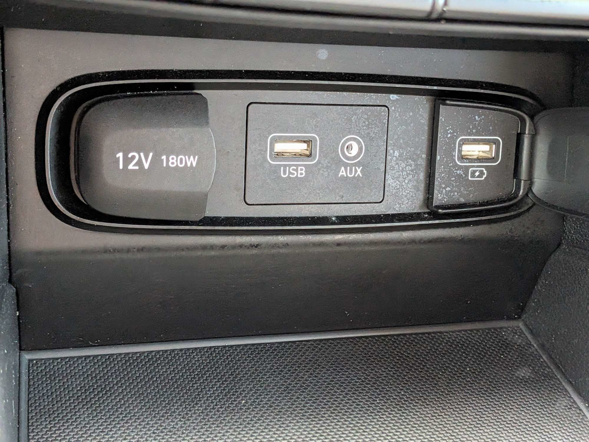 Used 2019 Earthy Bronze Hyundai SEL Plus image 27