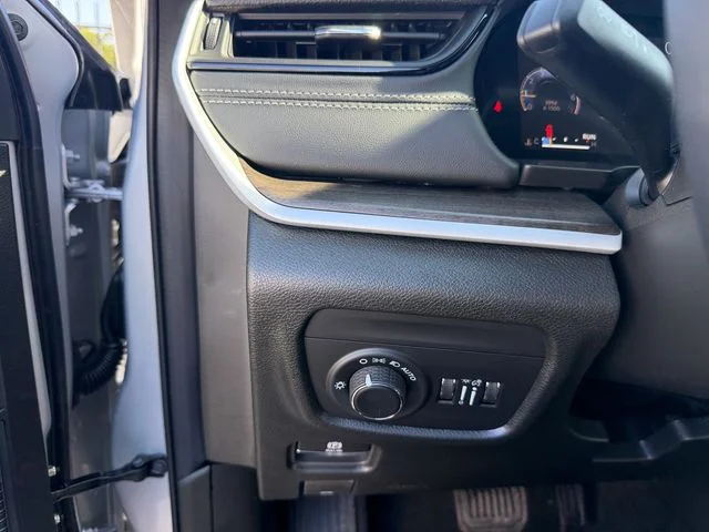 New 2026 Silver Jeep Altitude image 19