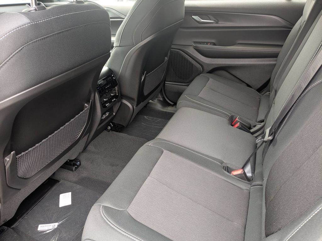 2025 Jeep Grand Cherokee L Laredo - Photo 15