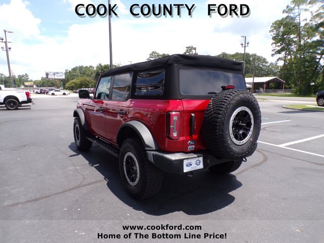 Used 2023 Hot Pepper Red Metallic Tinted Clearcoat Ford Badlands image 11