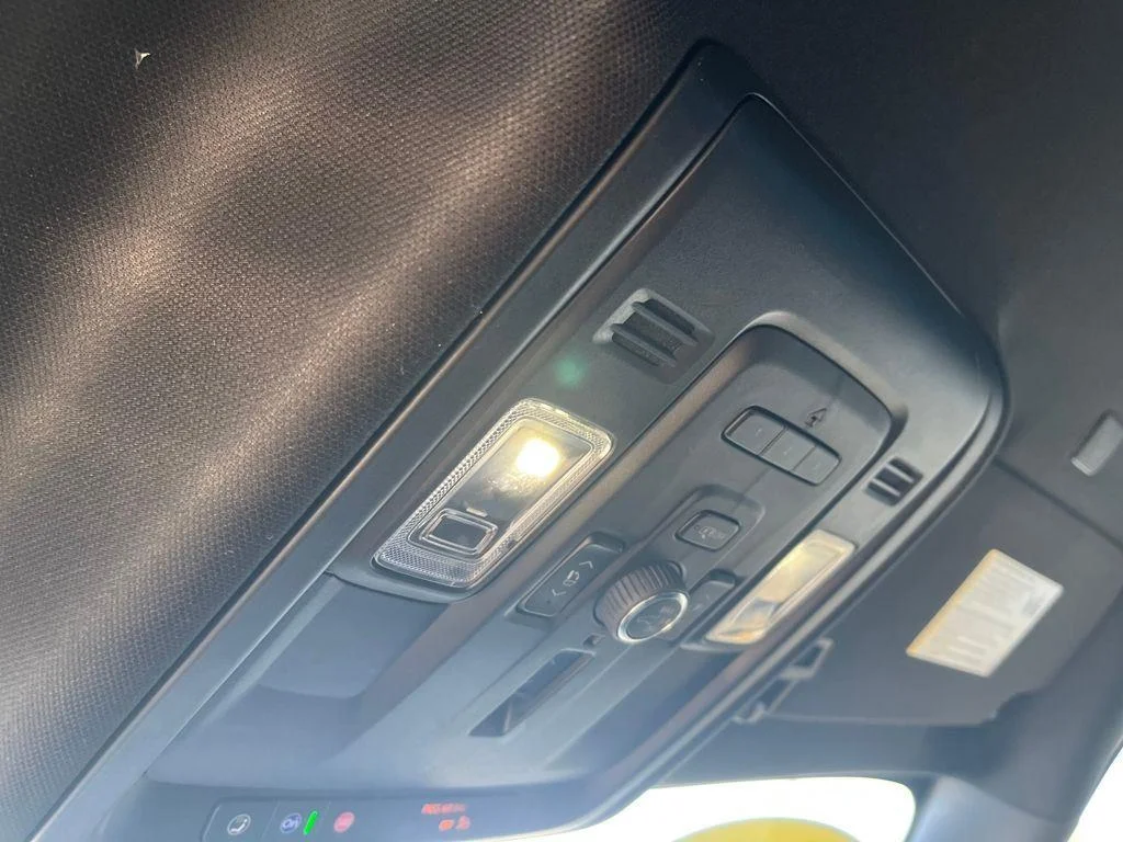2023 GMC Yukon Denali - Photo 18