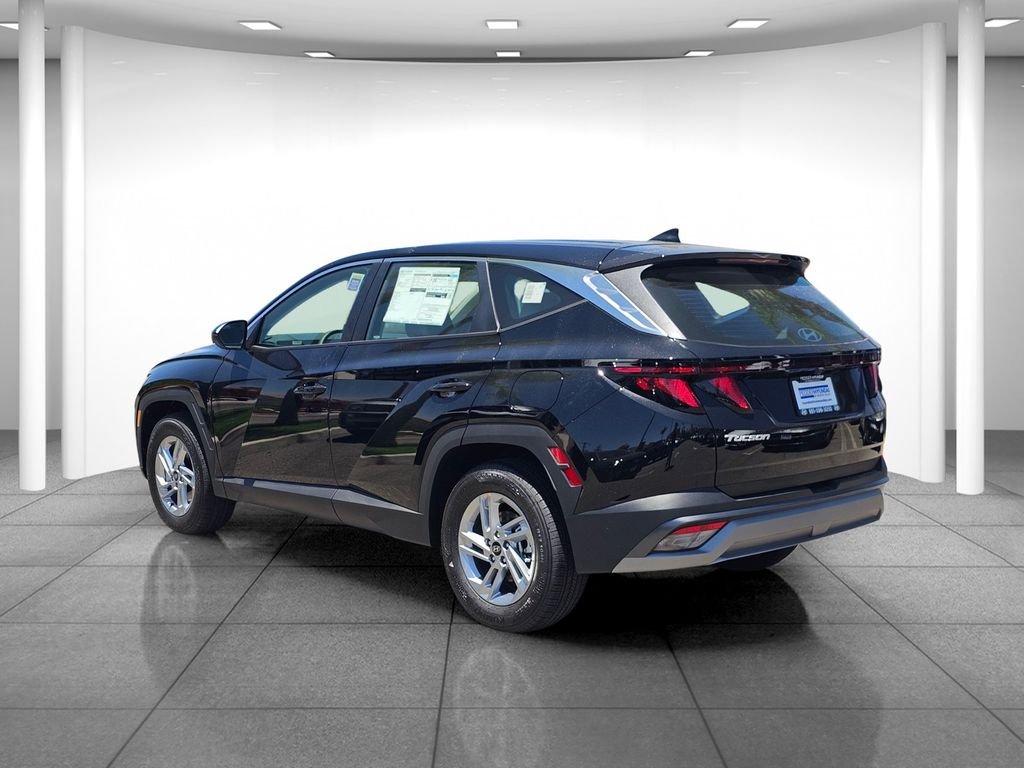New 2026 Black Hyundai SE image 4