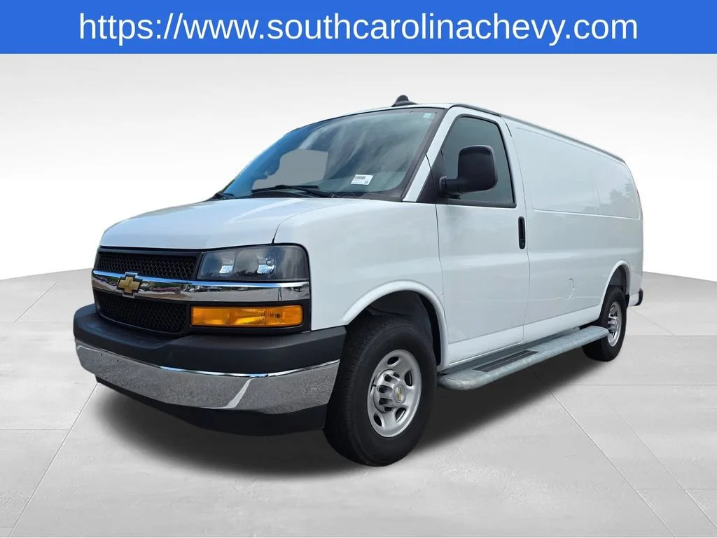 Used 2025 Summit White Chevrolet WT image 30