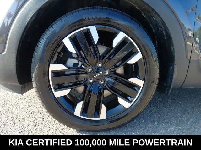 Used 2025 Gray Kia SX image 9