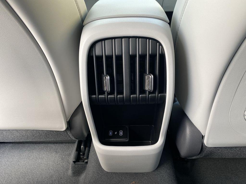 New 2026 Ecotronic Gray Pearl Hyundai Limited FWD image 30