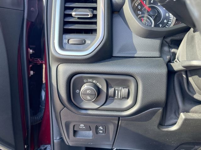 2019 RAM 1500 - Image 16