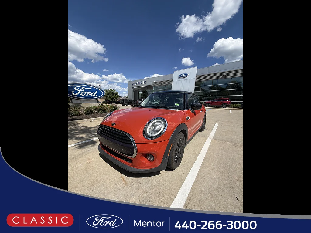 Used 2020 Solaris Orange Metallic MINI Cooper image 1