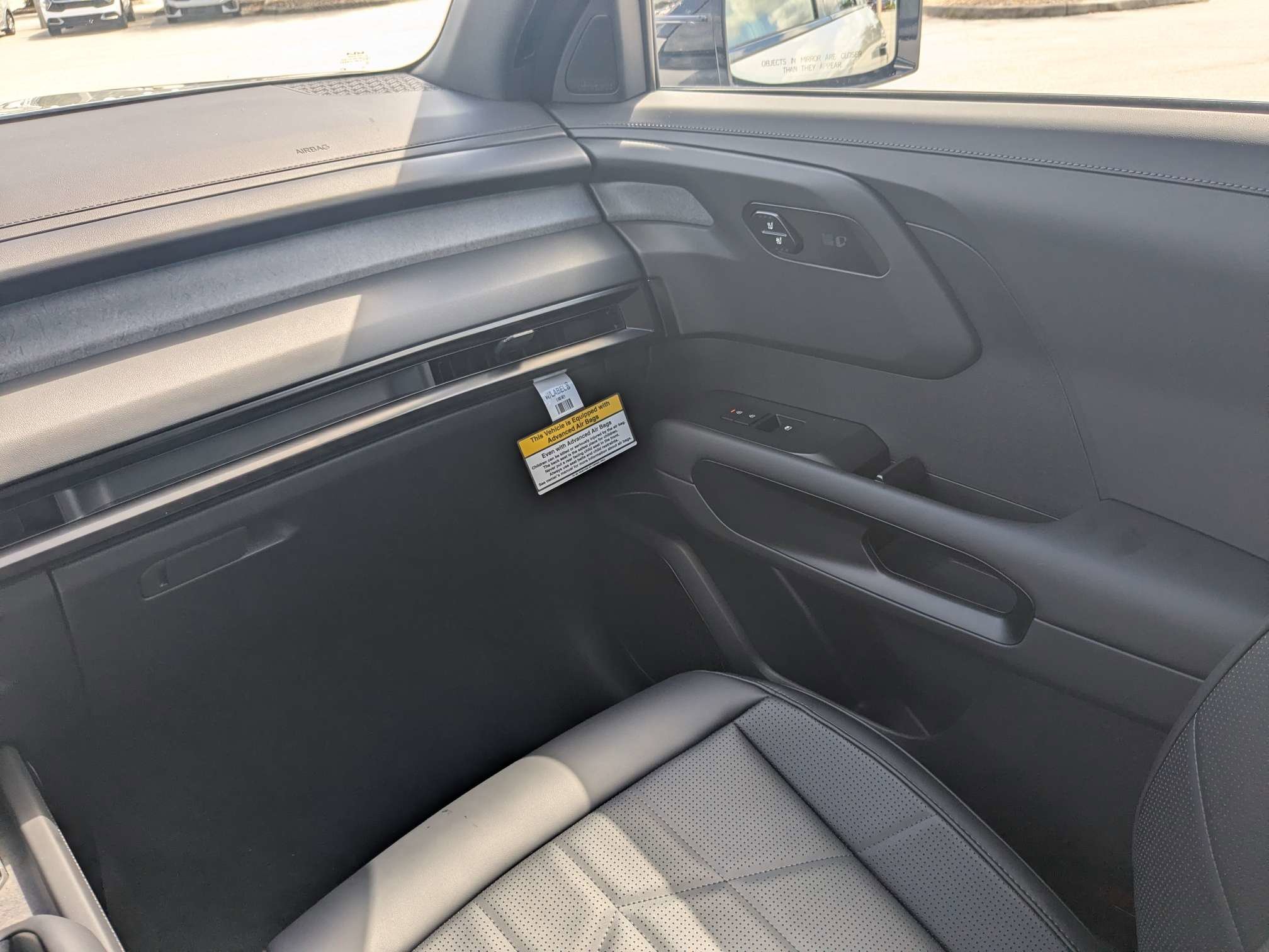 New 2027 Wolf Gray Kia X-LINE SX image 26