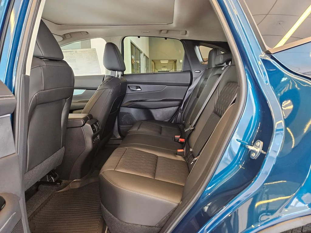 New 2026 Aurora Blue Pearl Metallic Nissan Platinum image 25