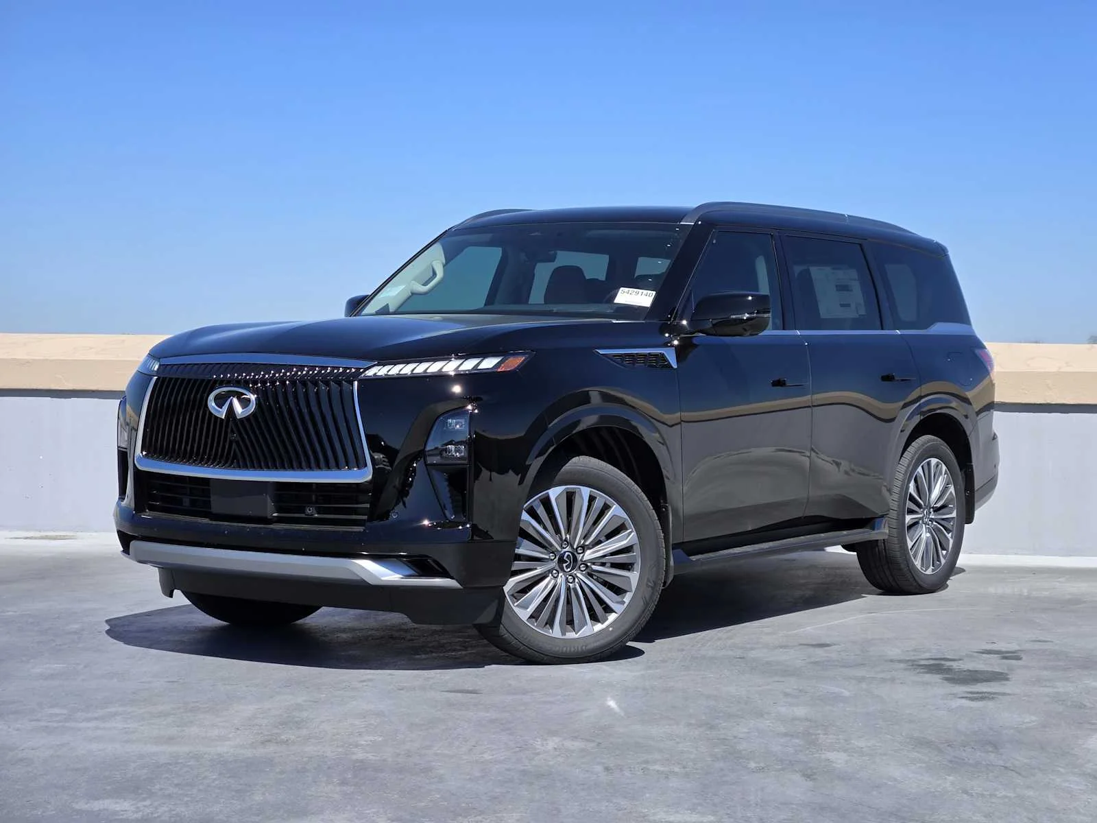 2026 INFINITI QX80 Luxe 2WD