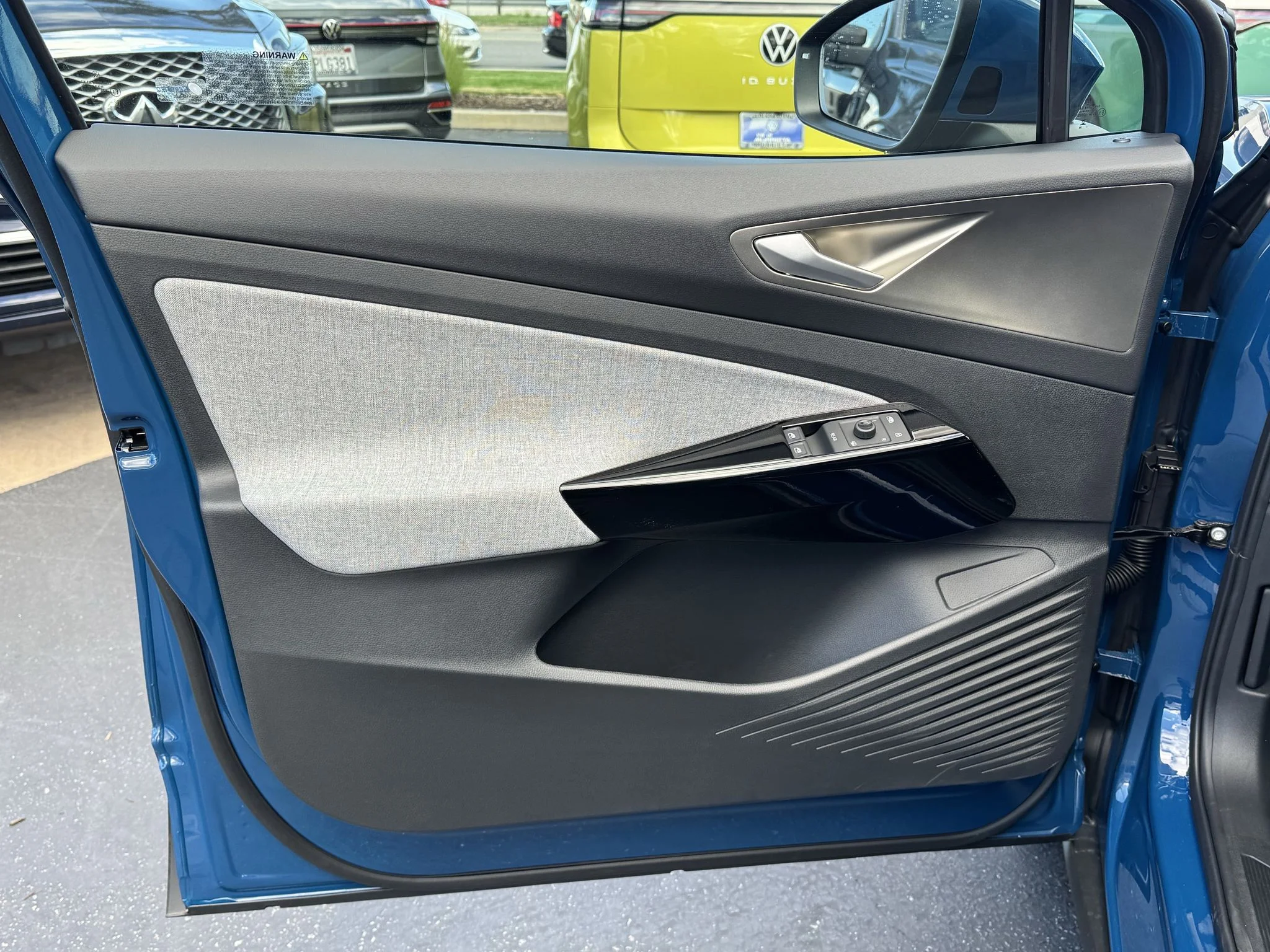 New 2026 Mountain Lake Blue Metallic Volkswagen Pro image 13