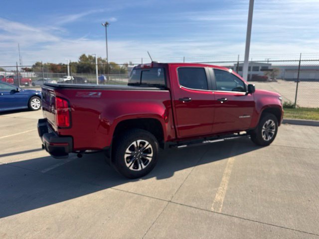 Used 2022 Red Chevrolet Z71 image 4