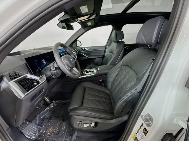 2026 BMW X5 50e - Photo 22
