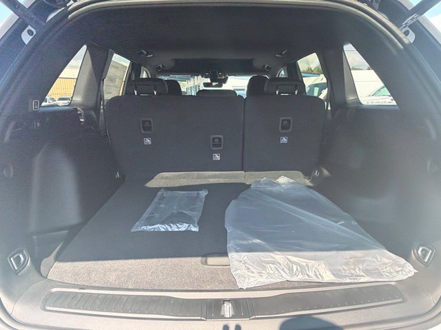 New 2026 Bright White Clear-Coat Exterior Paint Jeep Laredo X image 15