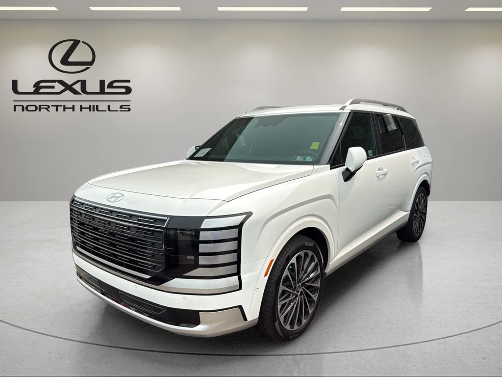 Used 2026 White Hyundai Calligraphy image 1