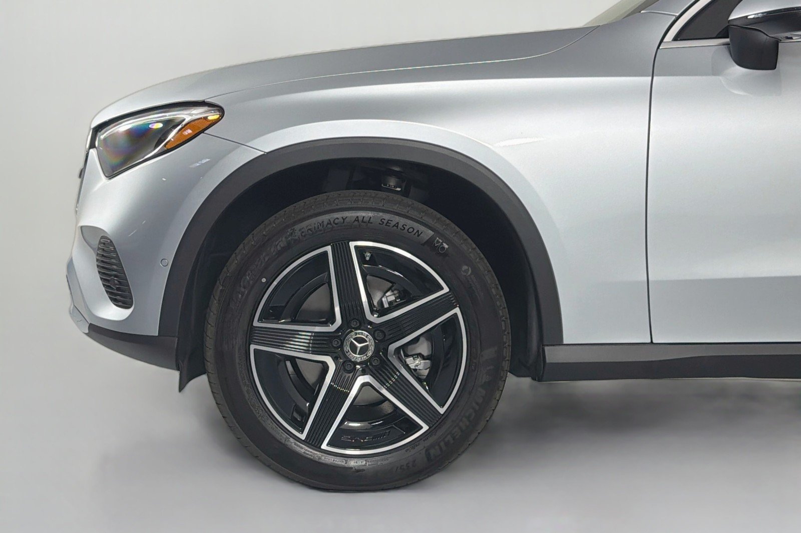 New 2026 Cirrus Silver Metallic Mercedes-Benz GLC 300 SUV image 9