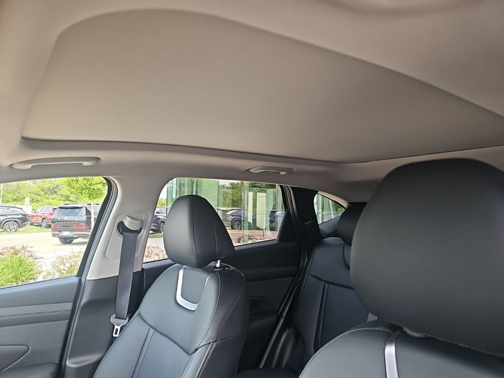 2025 Hyundai Tucson Limited - Photo 26