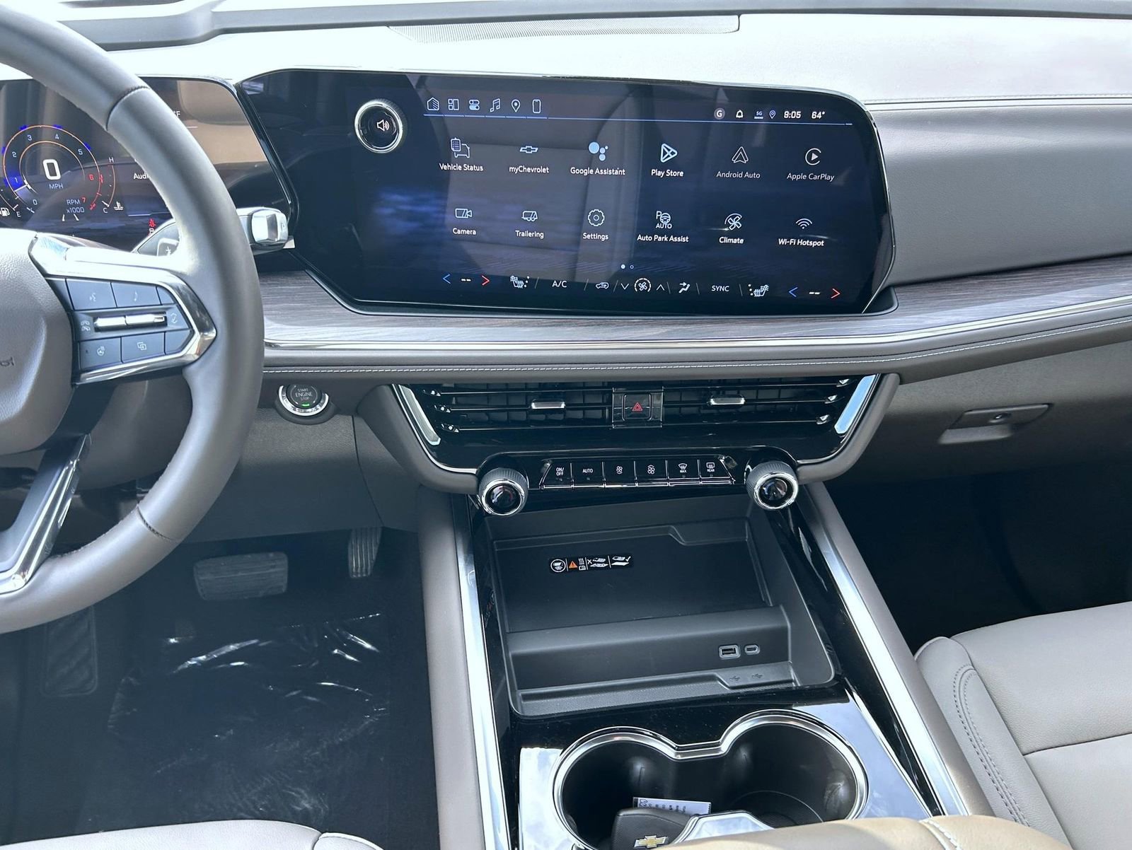 2026 Chevrolet Suburban LT - Photo 12