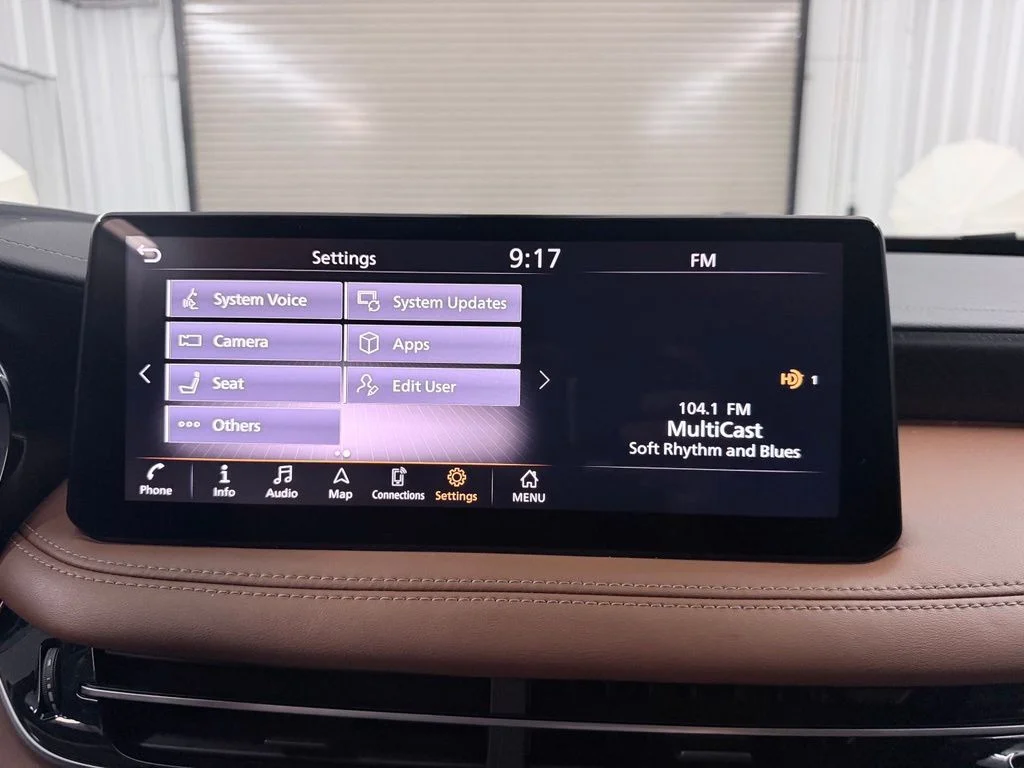Used 2024 Blue INFINITI Sensory image 23