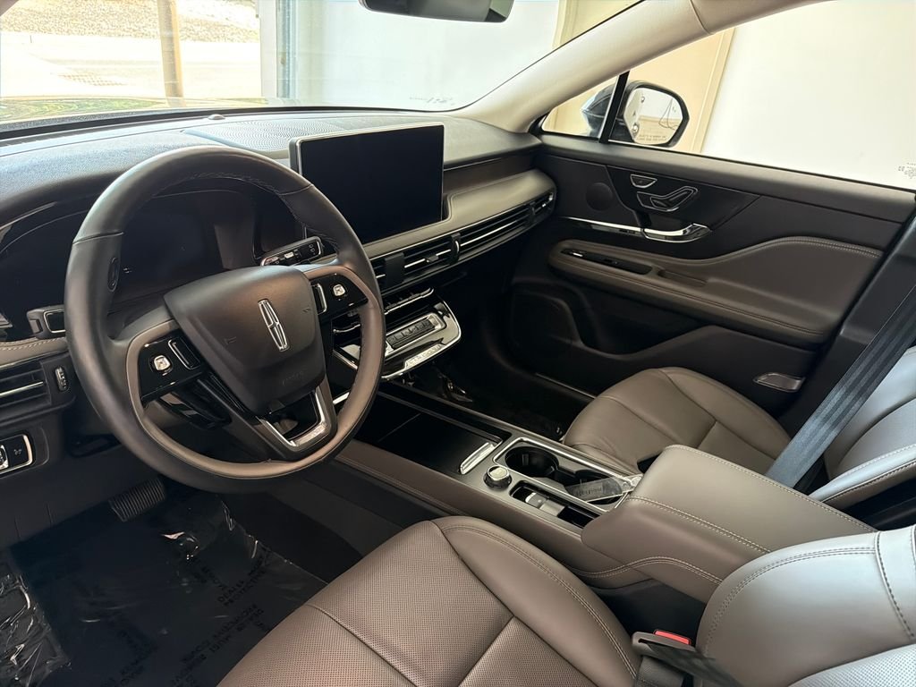 Used 2023 Black Metallic Lincoln Reserve image 15