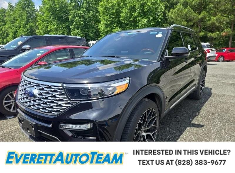 2022 Ford Explorer Platinum 4WD's photo