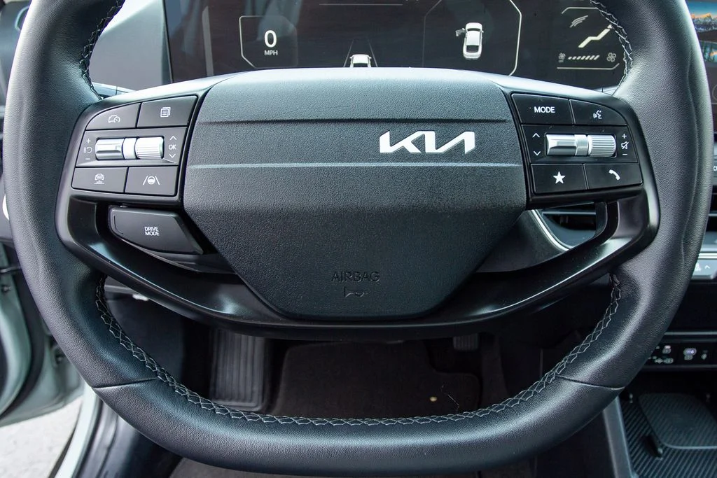 Used 2025 Morning Haze Kia EX image 25