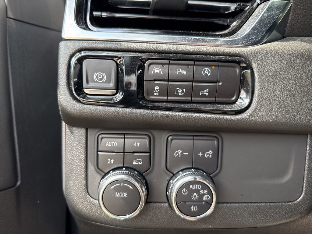 Used 2025 Sterling Metallic GMC Denali image 45