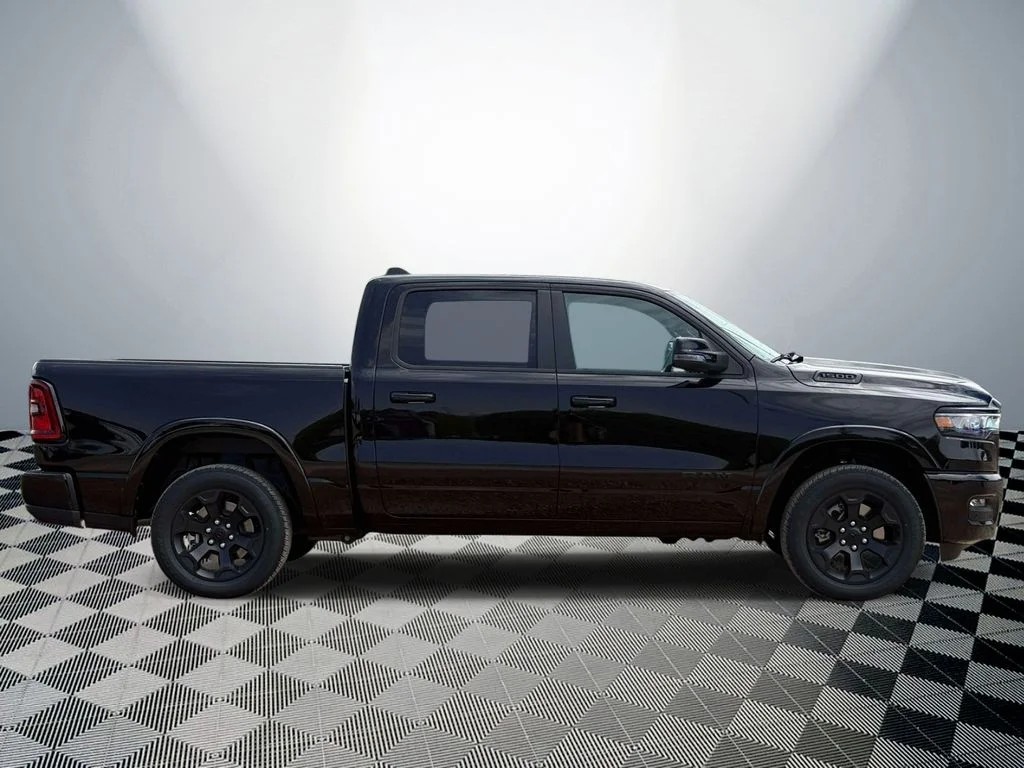 New 2027 Diamond Black Crystal Pearl-Coat Exterior Paint RAM Big Horn/Lone Star image 5