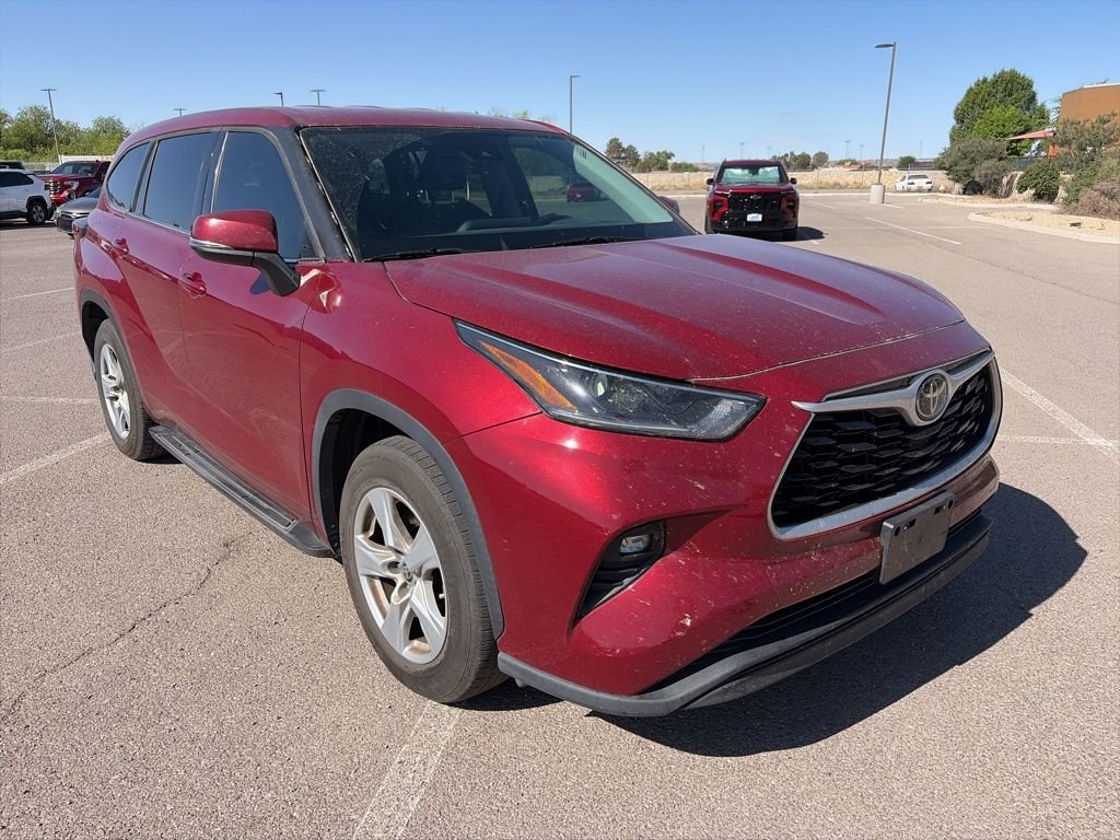 2021 Toyota Highlander LE FWD