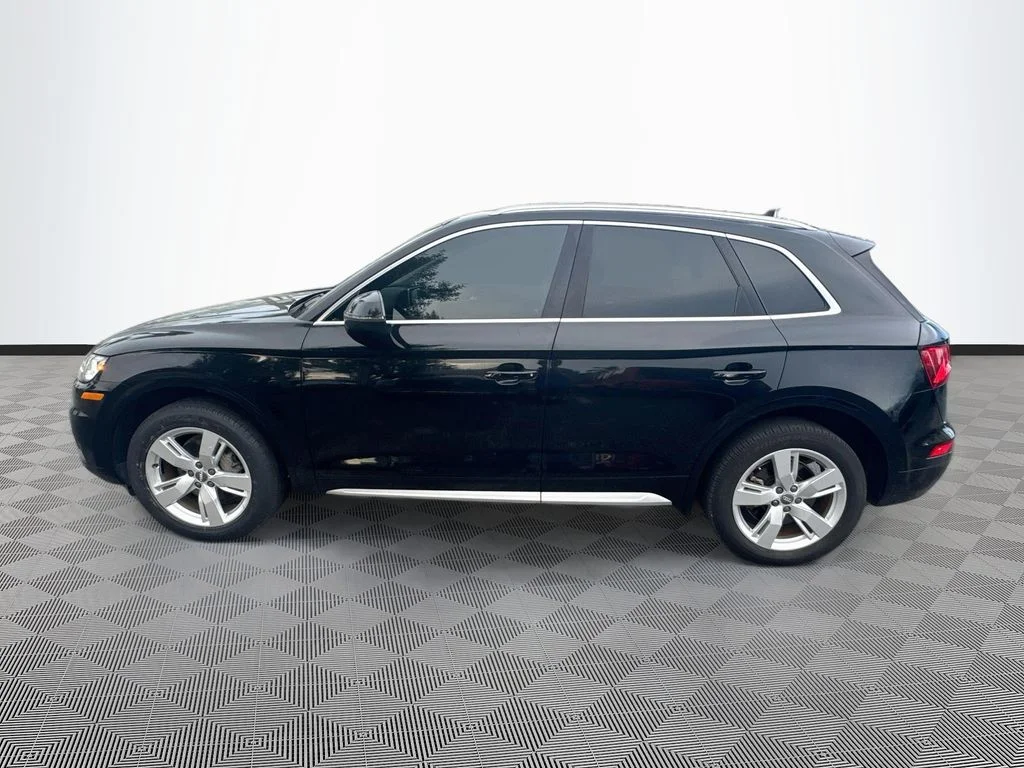 Used 2018 Black Audi 2.0T image 9