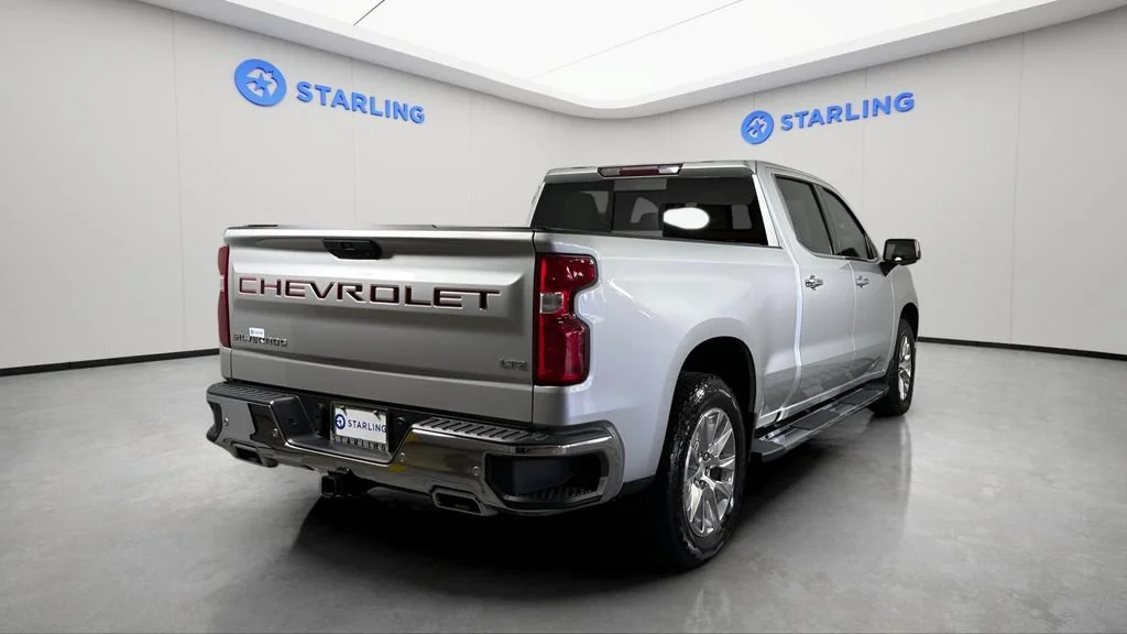Used 2021 SILVER ICE METALLIC Chevrolet LTZ image 9