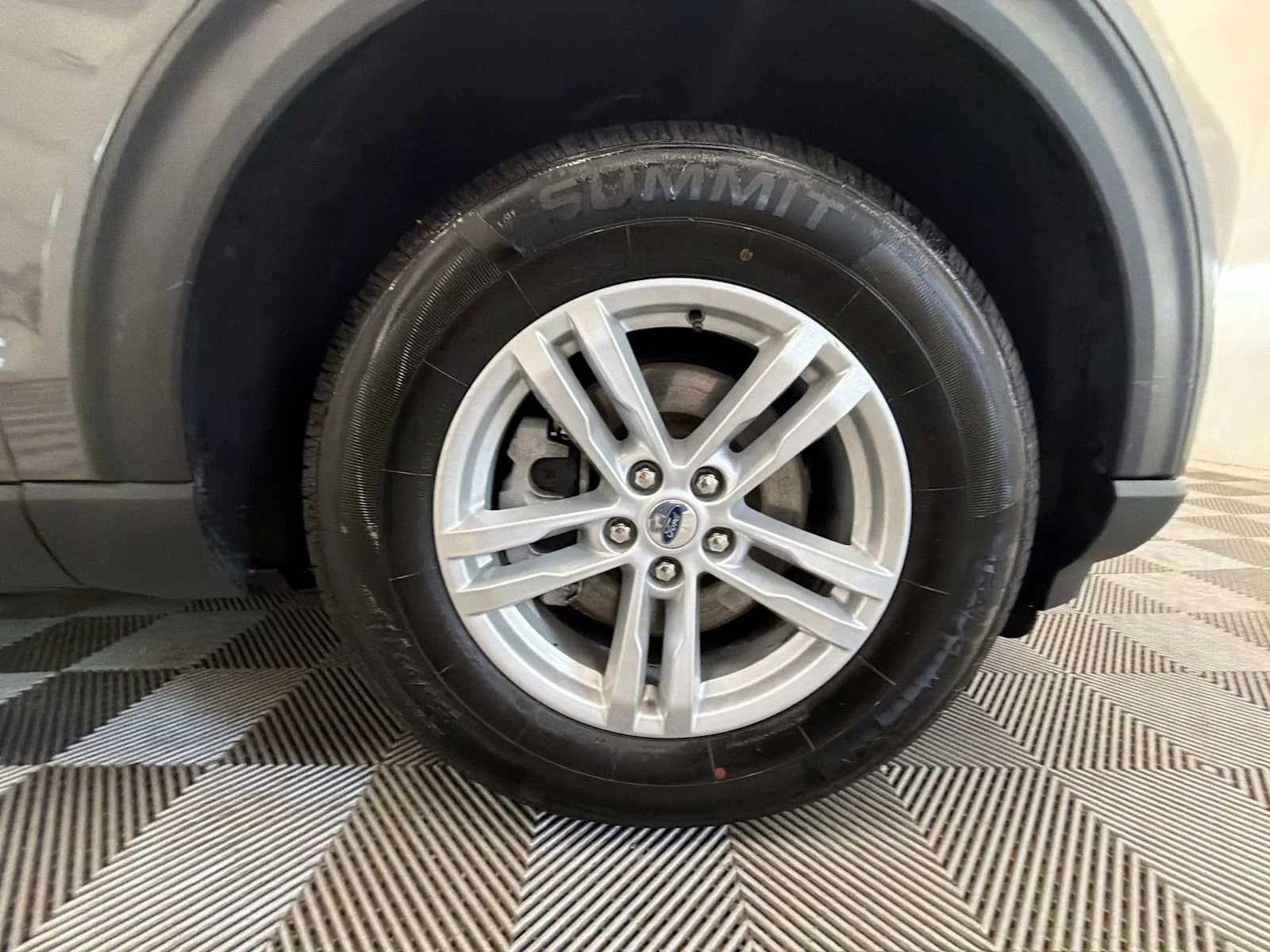 Used 2023 Carbonized Gray Metallic Ford XLT image 18