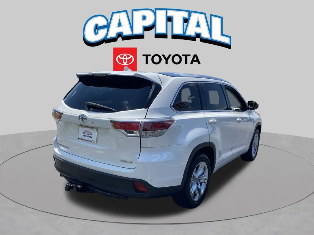 Used 2016 White Toyota Limited Platinum V6 image 17
