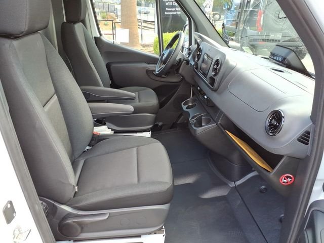 Used 2025 White Mercedes-Benz Cargo 144 WB image 16