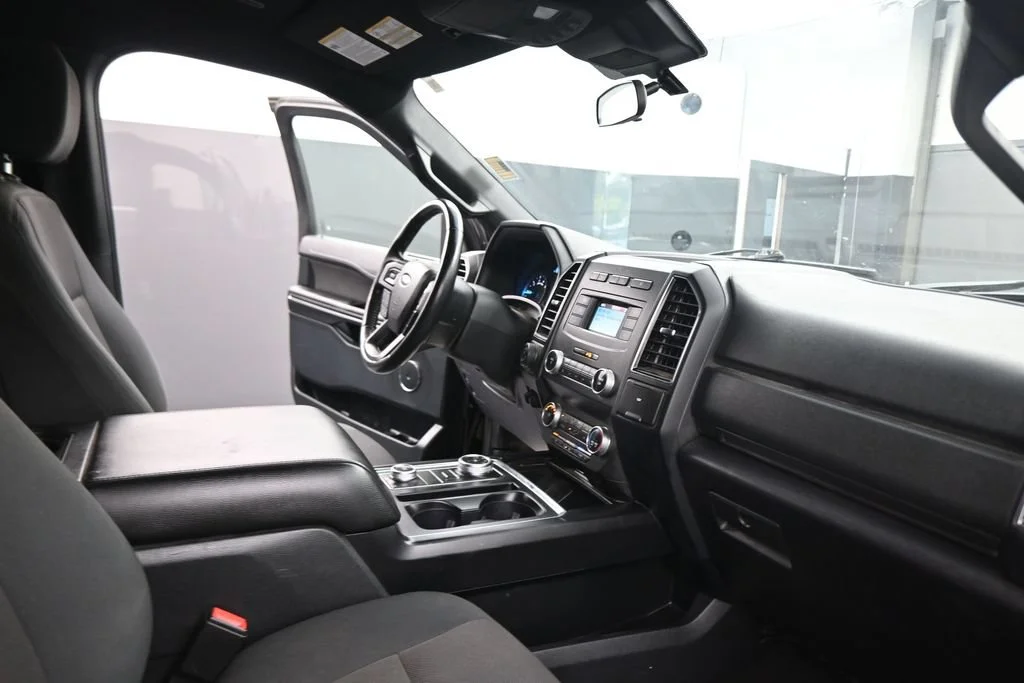 Used 2021 Blue Ford XL image 46
