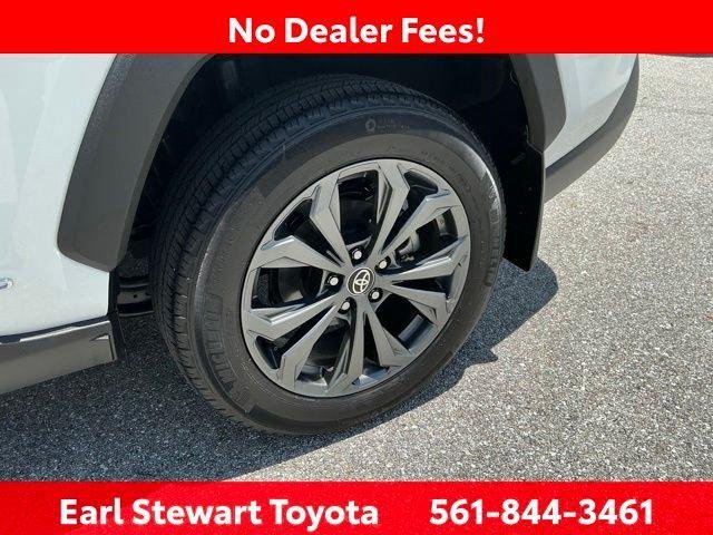 Certified Used 2024 WIND CHILL PEARL Toyota  image 56