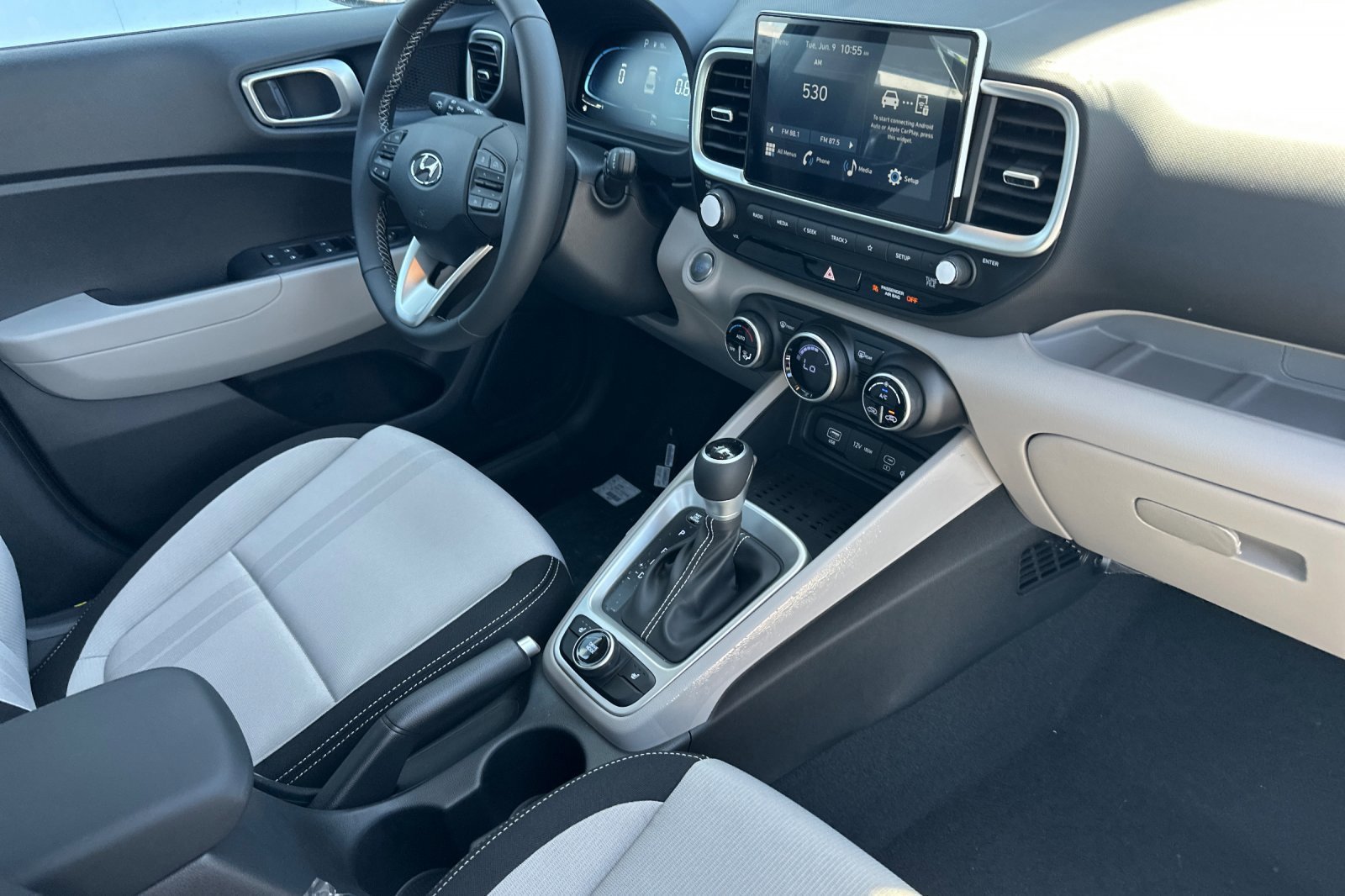 New 2026 Onyx Black Hyundai SEL image 16