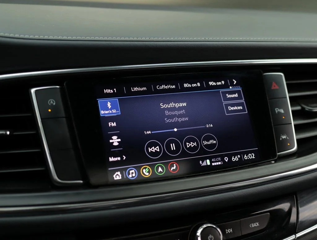 2022 Buick Enclave Essence - Photo 11