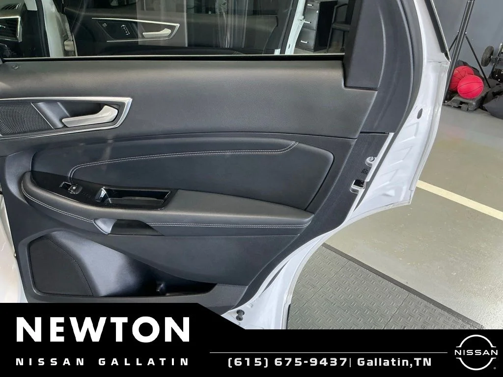 Used 2019 White Platinum Clearcoat Metallic Ford Titanium image 50