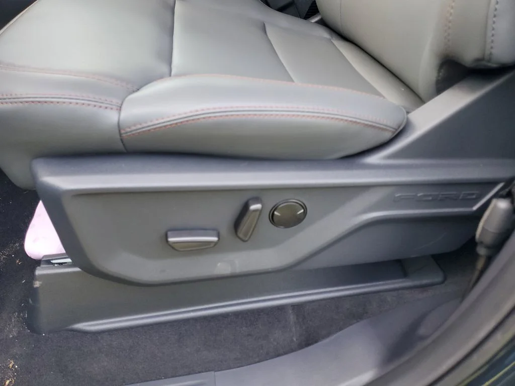2025 Ford Expedition Active - Photo 10
