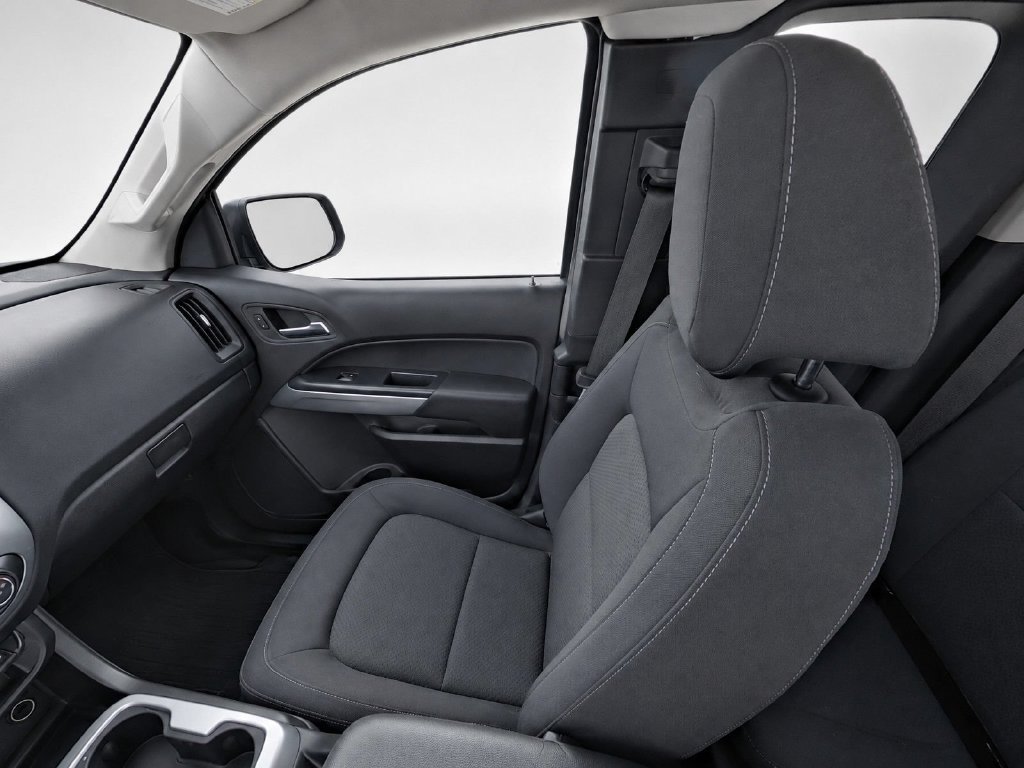 Used 2016 Gray Chevrolet LT image 13
