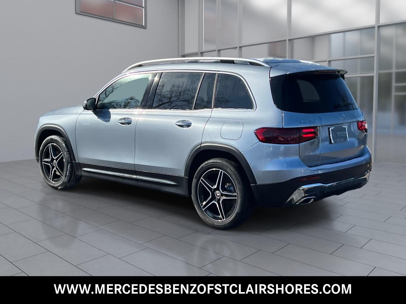 New 2026 Cirrus Silver Metallic Mercedes-Benz GLB 250 image 3