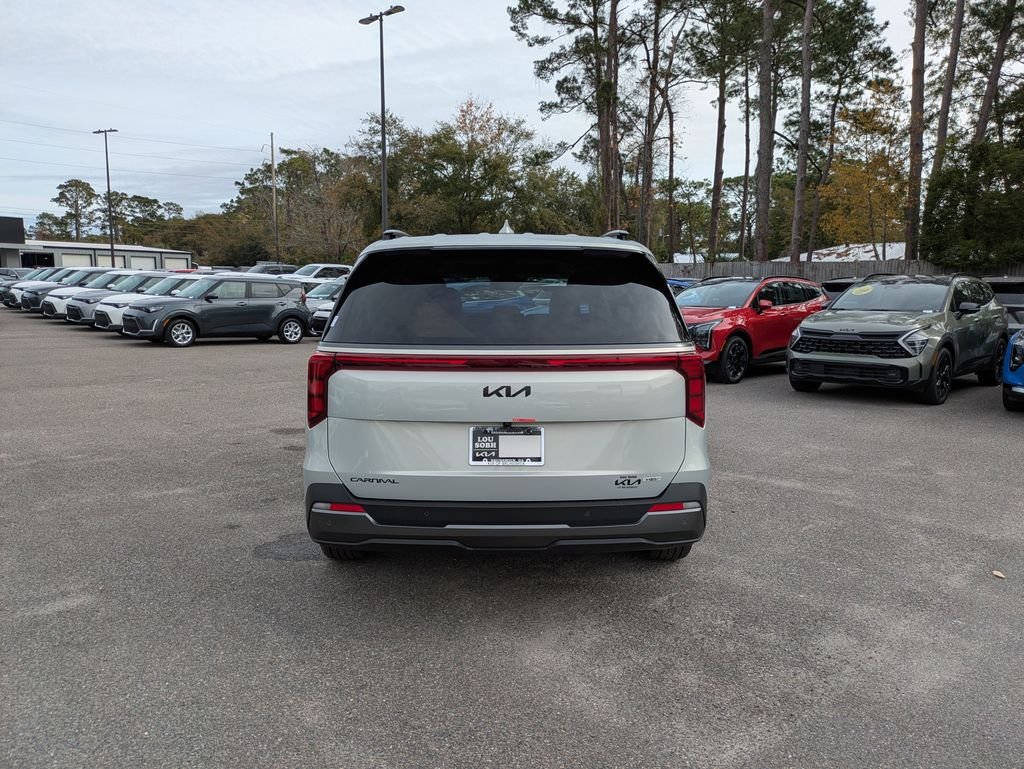 New 2026 Ivory Silver Kia SX image 4
