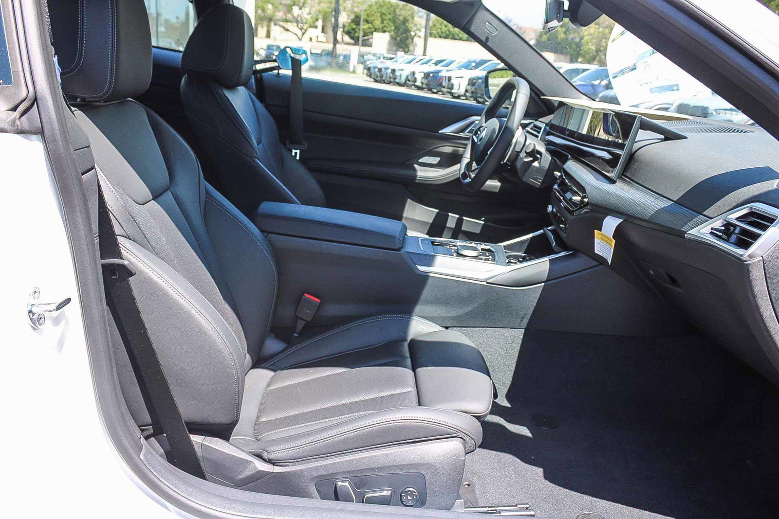 2025 BMW 4 Series 430i - Photo 16