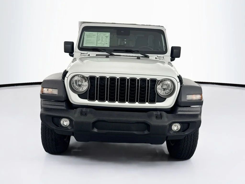 Used 2025 White Jeep Sport S image 2
