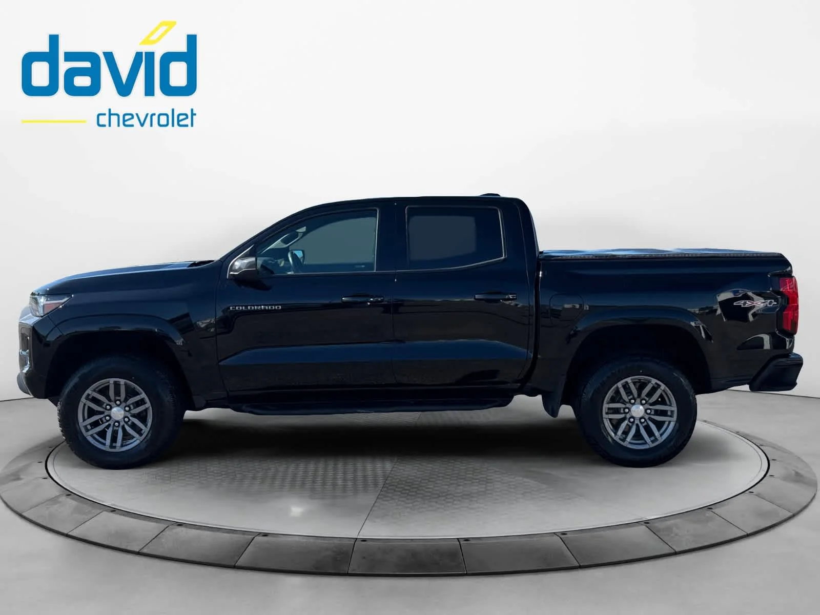 Used 2023 Black Chevrolet LT image 8