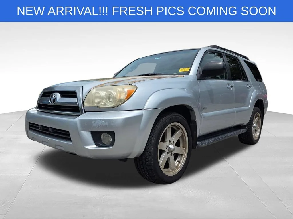 Used 2008 Silver Toyota Sport V6 image 14