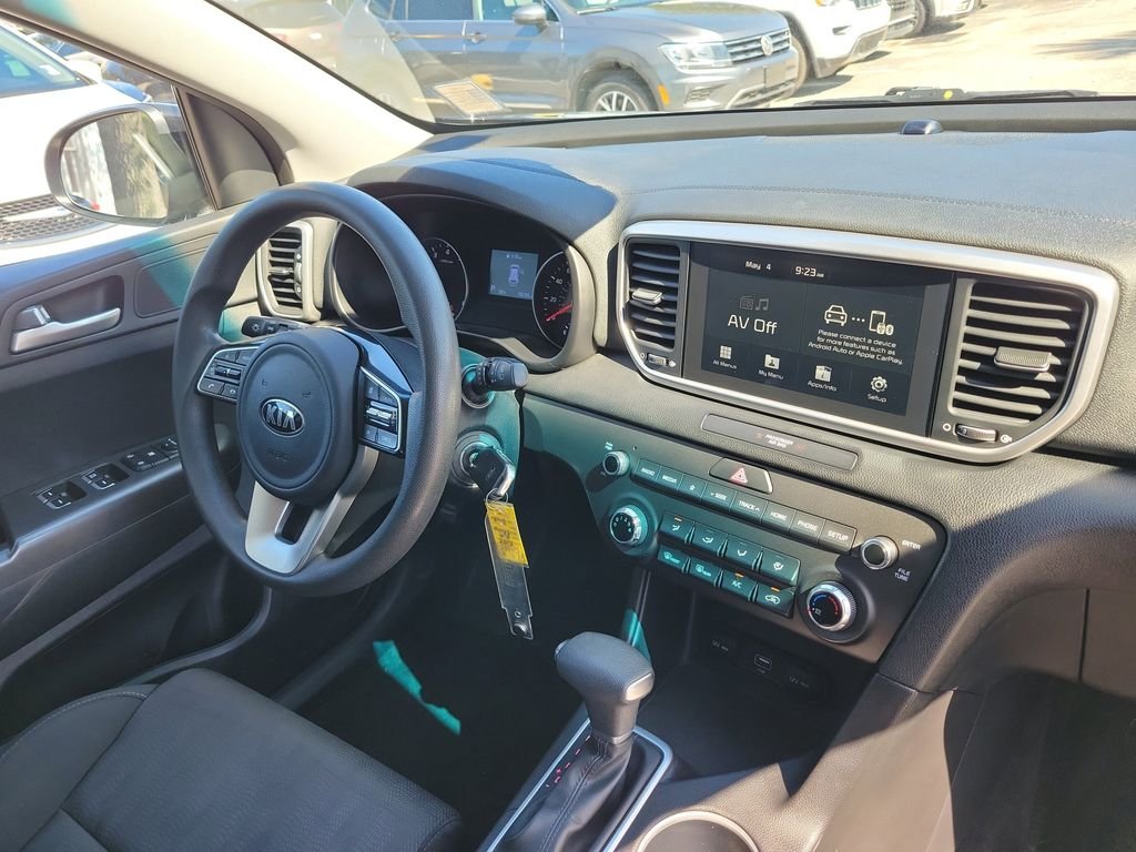 Used 2022 Red Kia LX image 8