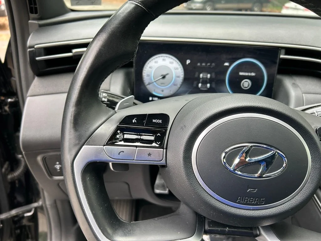 Used 2023 Black Hyundai Limited image 26