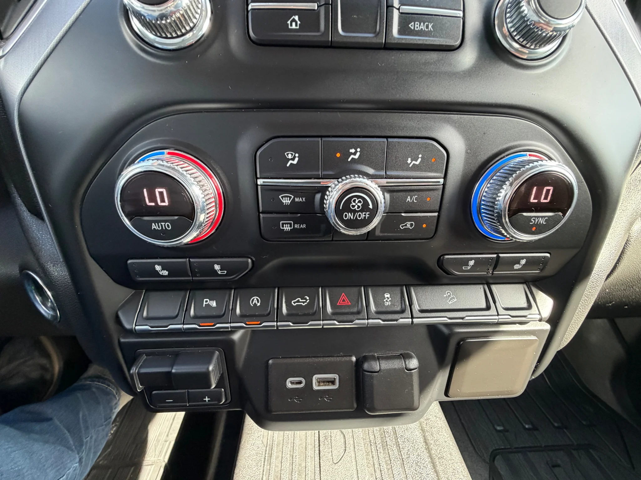 Used 2020 Cardinal Red GMC Elevation image 21